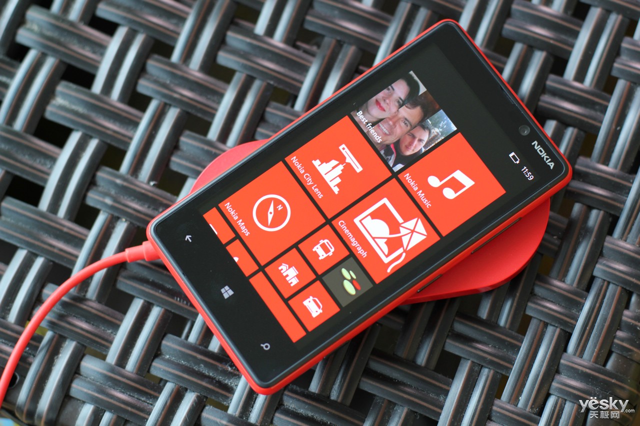 wp8的反击 诺基亚lumia 920/lumia 820解析