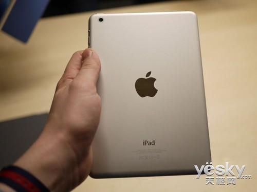 配置方面,另ipad mini内置有a5处理器,并集成前置和后置双摄像头,搭载