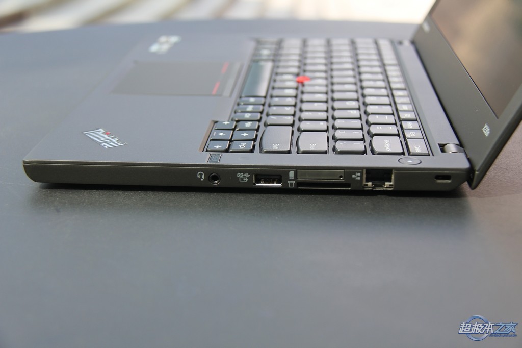 继承中的创新 thinkpad x230s超极本评测