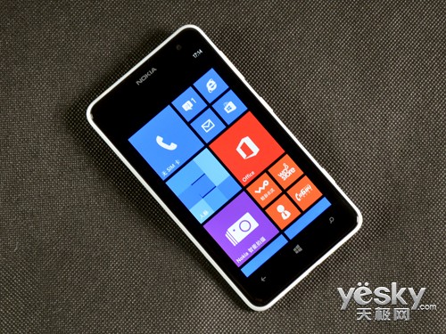 "大"屏幕让诺基亚lumia 625给你大不同