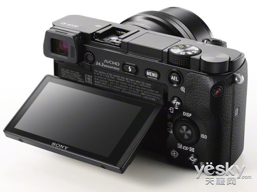 索尼发布对焦最快可换镜头数码相机A6000_w