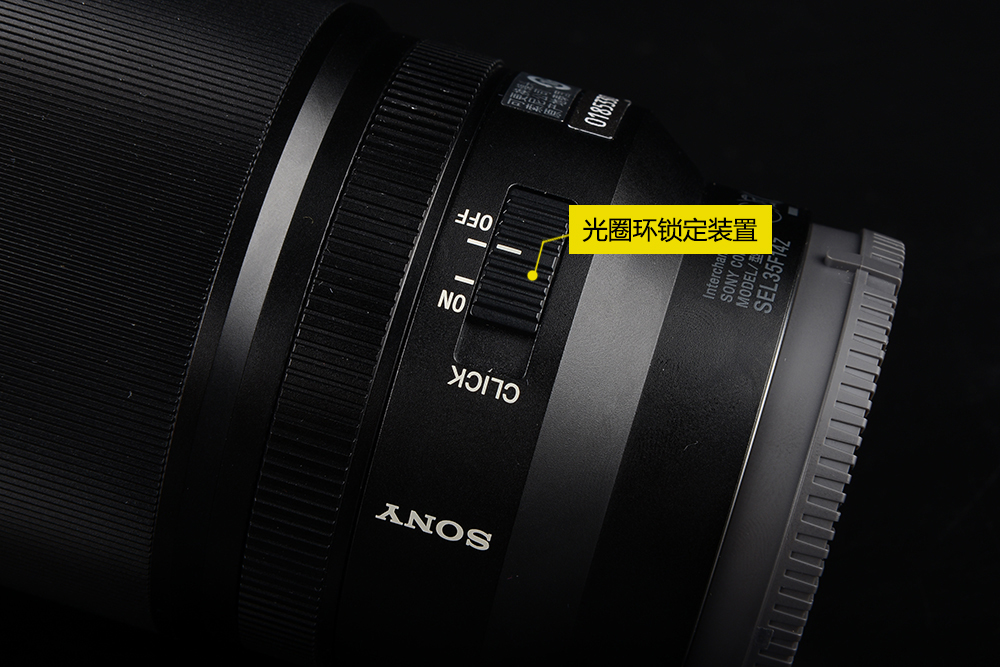 pz 28-135mm f4 g oss镜头这支电影镜头以外,第二支保留光圈环的索尼