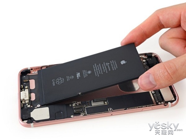 iPhone7 Plus拆解:2900mAh电池+东芝TLC闪存