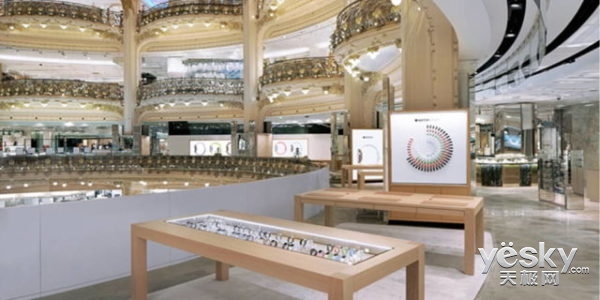 销量低迷苹果手表巴黎老佛爷店或被关闭