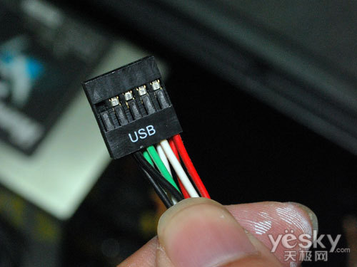 前置usb3.0接口怎麼接線