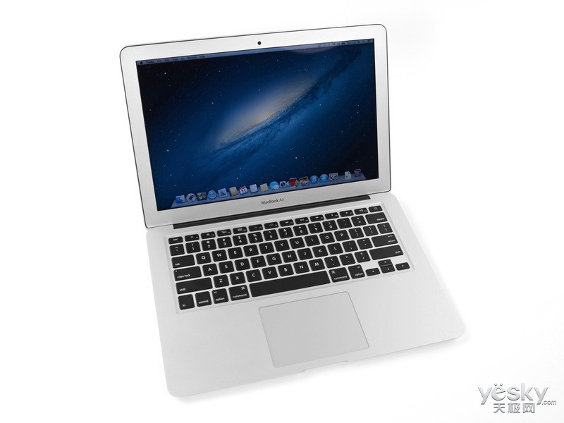 2013款MacBook Air拆解内部构造变化不大_天极网