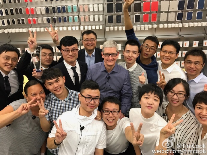 库克再次访华 宣布苹果将在深圳建立研发中心