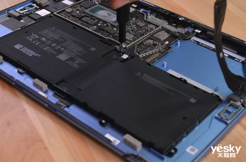 微软Surface Pro9拆解，维修难度降低获高度称赞！_天极网